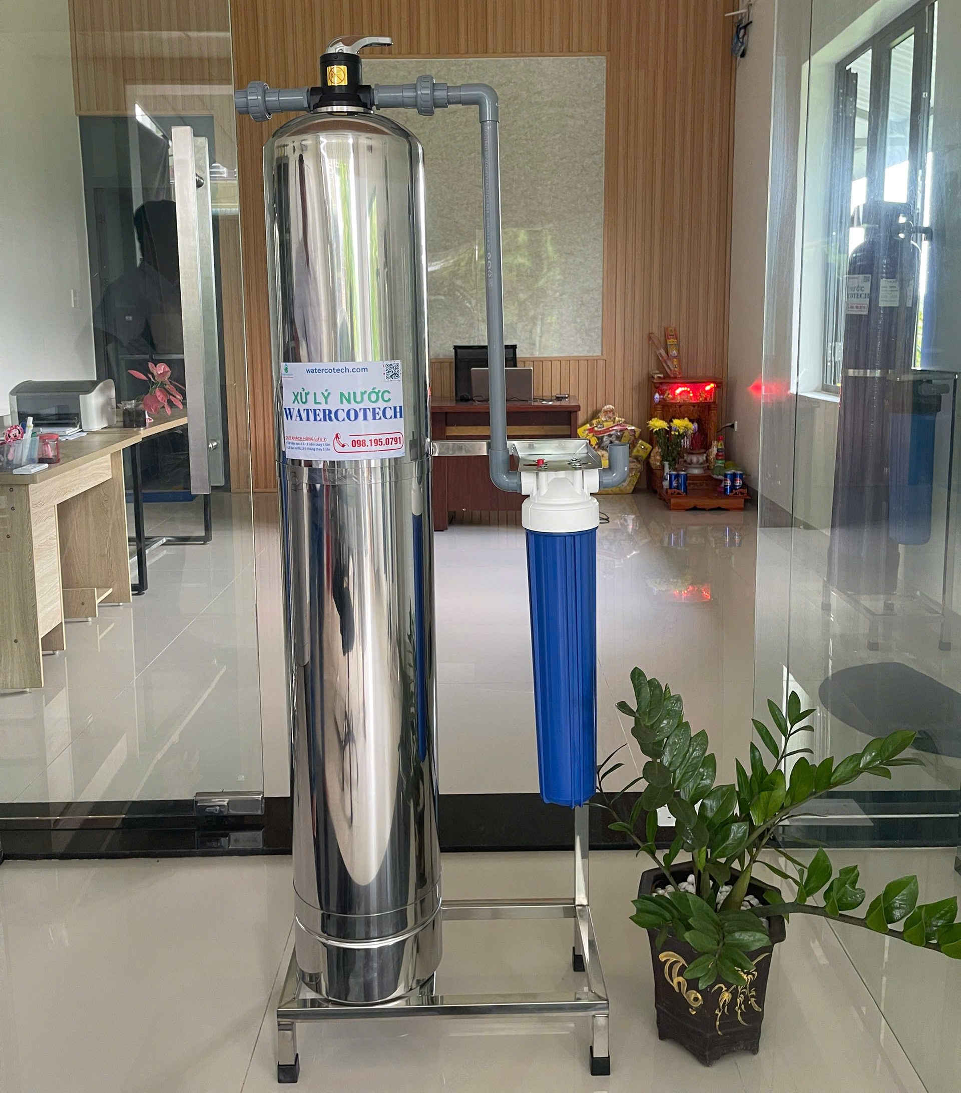 Hê thống 1 cột inox + 1 van tay + 1 cốc gầy